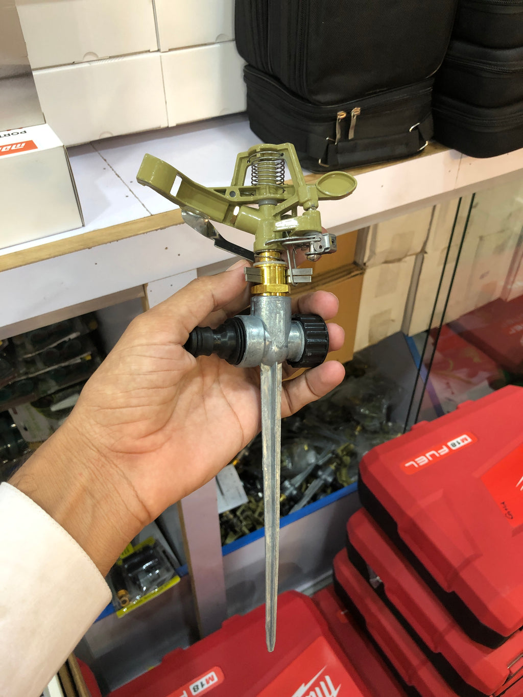 Heavy-Duty Aluminum Water Sprinkler – 360° Rotating Garden Irrigation Sprinkler