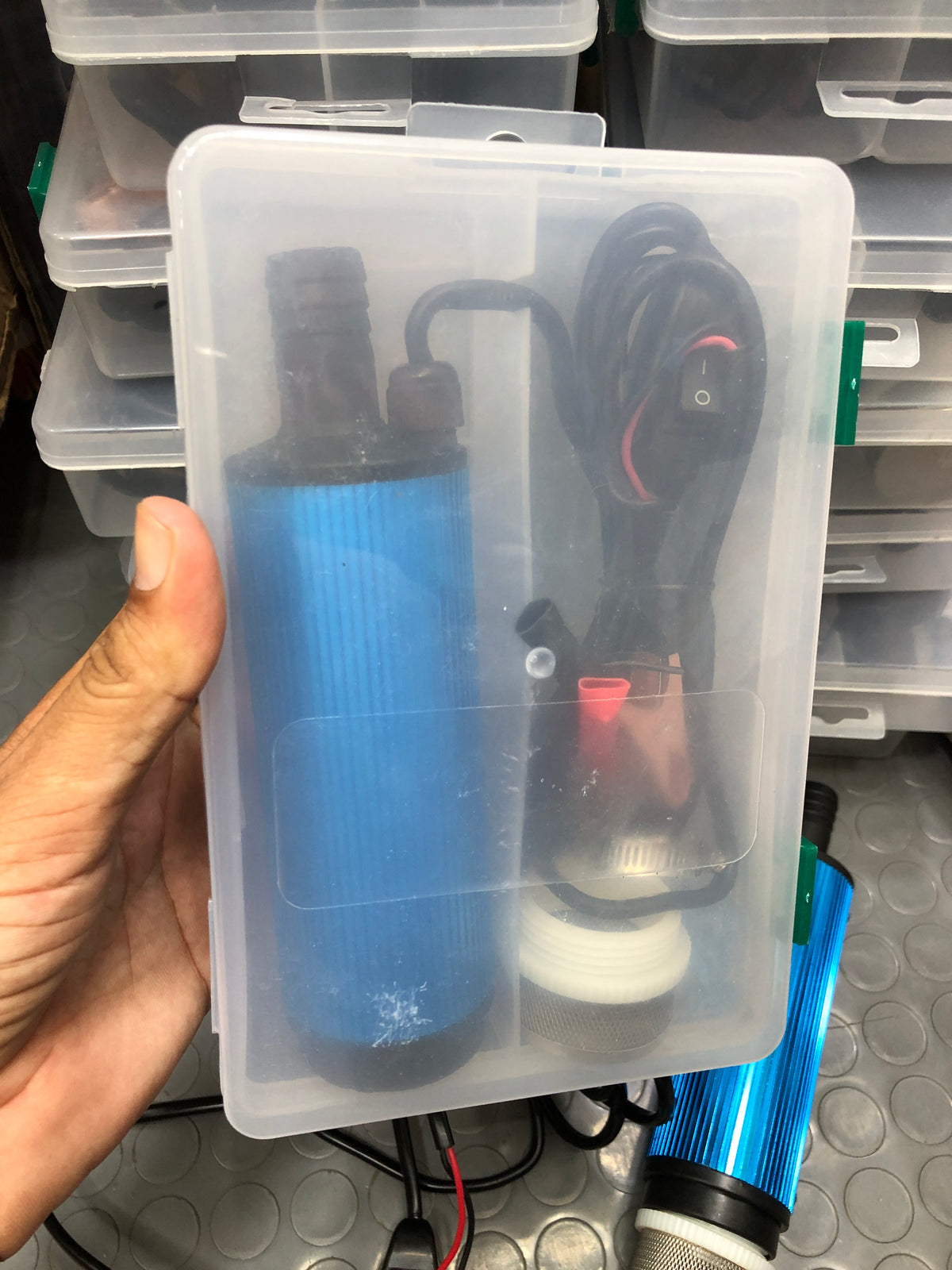 12V 200W Oil & Water Transfer Pump – Heavy Duty Submersible Pump