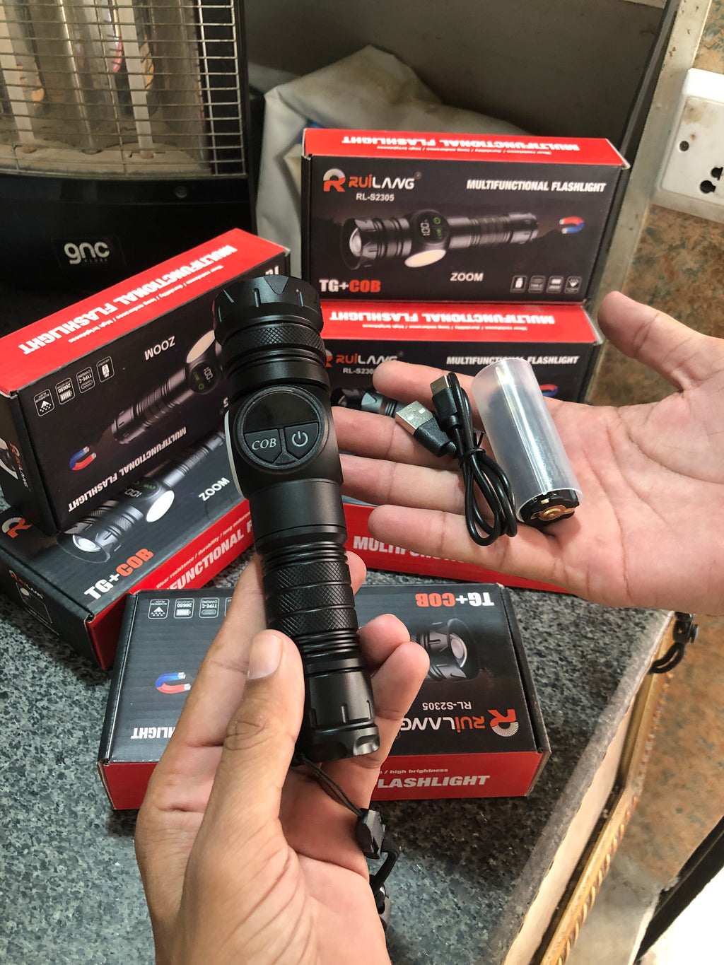 RuiLang TG+COB Multifunctional LED Flashlight with Zoom, Magnet Base & Type-C Charging – RL-S2305
